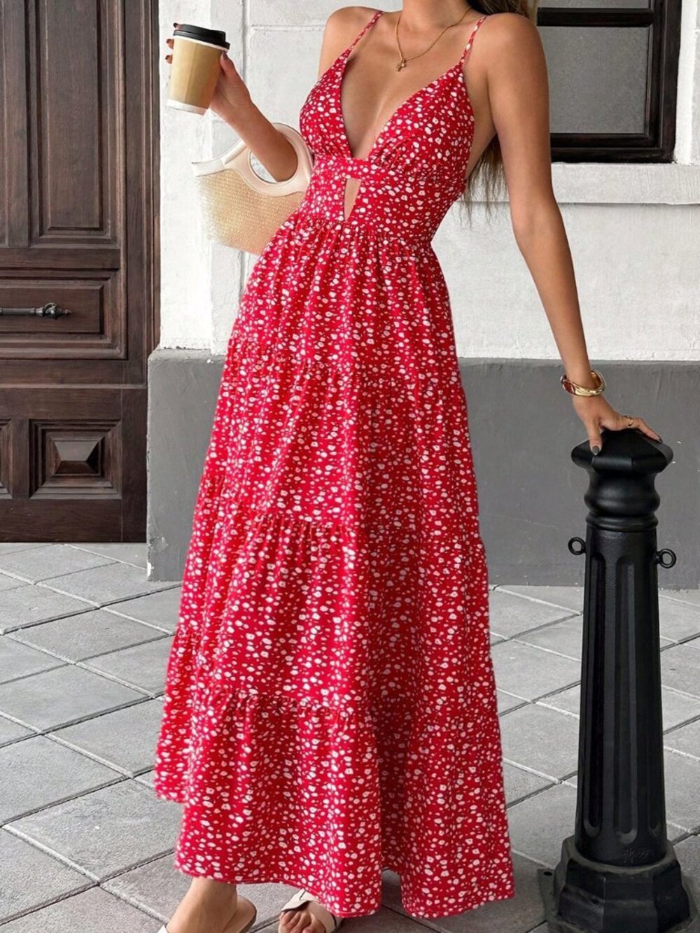 Red Boho Women's Floral Maxi Dress with Deep V Neck, Backless - Picture 6 of 6